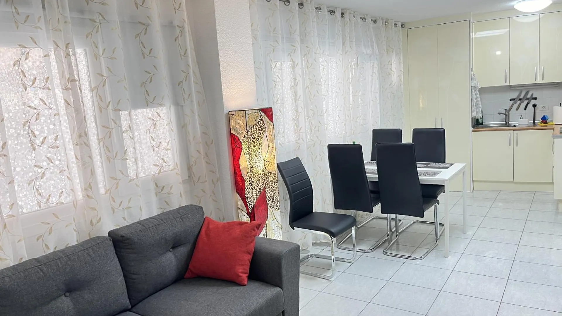 Edificio Gloria Apartment Los Cristianos  0*, Los Cristianos (Tenerife) Spain